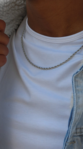 How to Choose the Perfect Chain: A Complete Guide to DayChainz Styles